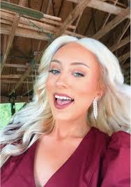 Ashley Whittingham's Instagram, Twitter & Facebook