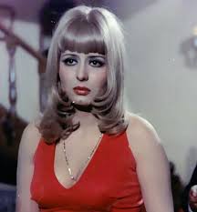 وأثارت الفنانة سهير رمزي الجدل بظهورها بدون حجاب أو غطاء رأس في الحفل لأول مرة منذ ارتدائها الحجاب منذ أكثر من. Ø³ÙˆØ¯Ø§Ù†ÙŠ ÙˆØ³Ø¹ÙˆØ¯ÙŠ ÙˆÙŠÙ…Ù†ÙŠ ÙˆØ³ÙˆØ±ÙŠ ÙˆÙƒÙˆÙŠØªÙŠ ØªØ¹Ø±Ù Ø¹Ù„Ù‰ Ø£Ø²ÙˆØ§Ø¬ Ø³Ù‡ÙŠØ± Ø±Ù…Ø²ÙŠ Ø§Ù„Ø¹Ø±Ø¨