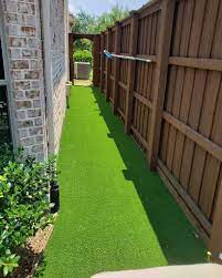 Use the landscaping to complement or mirror your home's architecture as much as. The Top 56 Side Yard Ideas