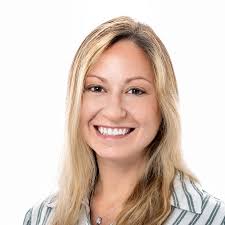 Allison Mclean's Instagram, Twitter & Facebook