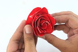 Think about what color you'd like your flower to be when selecting the duct tape. How To Make A Duct Tape Rose Flower 18 Ways Guide Patterns