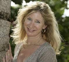 Rosanna Levine's Instagram, Twitter & Facebook