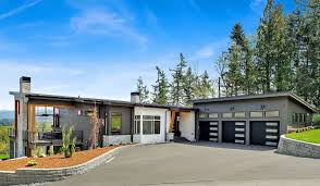 Walkout Basement Modern Style House