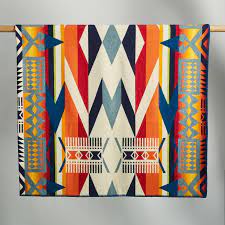 Fire Legend Throw Based On A Chippewa Legend About A Smart Rabbit Sharing Fire This Striking Cotton Throw Blanket Pendelton Blankets Pendleton Wool Blanket