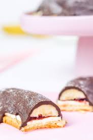 Hier Findest Du Ein Rezept Um Schokobananen Ganz Einfach Selbst Zu Machen Schokobananen Kuchen Rezepte Einfach Rezepte