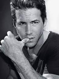 Ryan Reynolds contre Hugh Jackman, qui est le plus beau ? À leur apogée et  aujourd'hui : r/trueratecelebrities