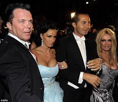 Marcus prinz von anhalt, michael prinz von anhalt. Https Www Dailymail Co Uk Tvshowbiz Article 1250320 Katie Price Belle Ball Disney Esque Gown Attends Vienna Opera Ball Html 2010 02 12t10 08 58z Yearly 0 7 Https I Dailymail Co Uk I Pix 2010 02 11 Article 1250320 0840133e000005dc 147 306x656