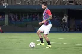 Mathías villasanti, 24, from paraguay club cerro porteño, since 2016 central midfield market value: Mathias Villasanti Cerro Versus