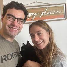 Alva Howe's Instagram, Twitter & Facebook