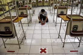 To view this presentation, you'll need to allow flash. Persiapan Protokol Kesehatan Covid 19 Di Sekolah Republika Online