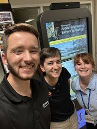 Mayra Servin's Instagram, Twitter & Facebook