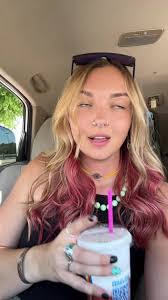 Brittany Justus's Instagram, Twitter & Facebook