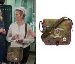 Zaful camel sweater up to 53% off, free 30 day returns. Dorinda Medley Fashion Clothes Style And Wardrobe Worn On Tv Shows Shop Your Tv