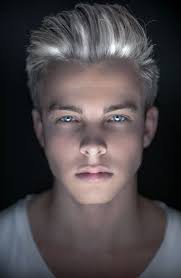 A true blonde haired, blue eyed man. Photos The Most Beautiful Blue Eyed Men In The World White Hair Men Men Hair Color Mens Hairstyles