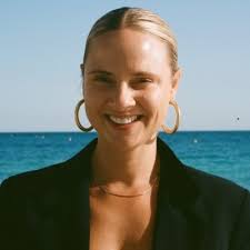 I am honoured to be recognized today as a 2022 Report