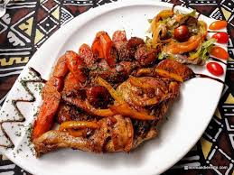 Restaurant Les Lions Au Havre Restaurant Africain Quartier St Francois En 2020 Cuisine Africaine Poulet Dg Poulet
