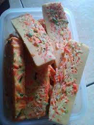 Untuk menambah selera dan aroma, ketika menanak nasi tambahkan ikatan daun pandan wangi atau kemangi, bisa juga batang sereh dan daun salam. Kumpulan Resep Masakan Indonesia 2018 Resep Telur Kukus Kornet Menu Bekal Anak Sekolah Praktis Dan Sehat Ide Makanan Makanan Enak Resep Telur