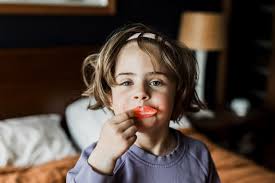 Hellllo. It's me. Natalie. If you're new here, welcome. If you've been  following me for awhile, thank you so much for being here. ⁠ ⁠ I'm a  lifestyle family, newborn, and maternity