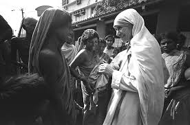 Káº¿t quáº£ hÃ¬nh áº£nh cho HINH ME TERESA CALCUTTA VOI NGUOI NGHEO