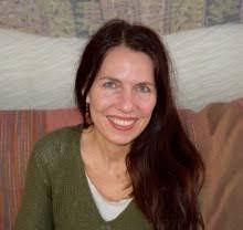 Lauren Schaub's Instagram, Twitter & Facebook