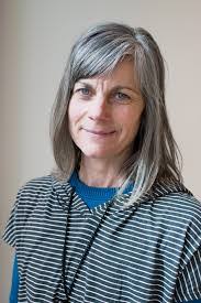 Shannon Aris's Instagram, Twitter & Facebook