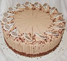 Schoko Sahne Torte Von Superweib Chefkoch Schoko Sahne Torte Schokoladen Sahne Torte Kuchen Und Torten