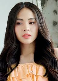 She made her breakthrough debut role in be careful with my heart and has since starred in oh my g!, haunted. Janella Salvador Height Weight Age Boyfriend Family Facts Biography