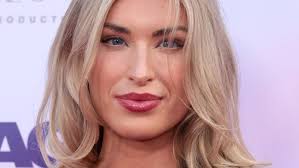 Fox News pundit Camryn Kinsey faints live