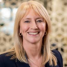 Entering a new stage of life! 37 years ago, I landed in this wonderful  country as a very young newlywed, nothing to my name but dreams, seeking  opportunities and the hope for