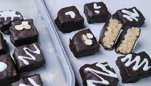 Cara membuat nugget pisang coklat keju goreng kriuk kekinian. 5 Kue Kering Lebaran 2020 Kekinian Bentuk Unik Dan Mudah Dibuat
