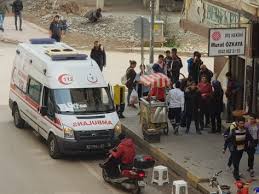 Gaziantep'te 4 aracın karıştığı zincirleme kazada ilk belirlemelere göre 4 kişi öldü, 7 kişi yaralandı. Gaziantep Te Trafik Kazasi 3 Yarali Son Dakika Haberleri