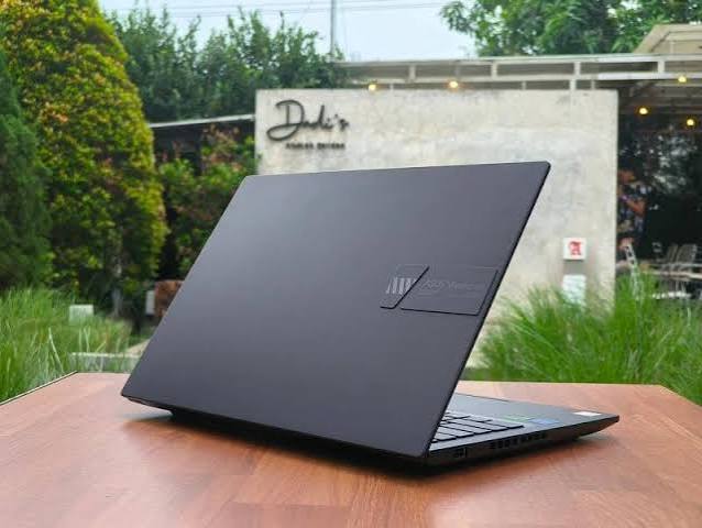 ASUS VivoBook 14X OLED K3405VC
