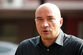 JOŠ JEDAN NAPAD NA LAUCA: 'Imamo četiri autobusa umrlih mlađih od 50  godina! On neće odgovarati!' Stigao ekspresni odgovor