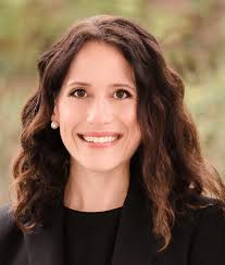 Alyssa Levine's Instagram, Twitter & Facebook