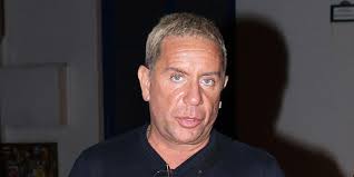 Γιώργος Μαζωνάκης: Οι ακατανόητες εκφράσεις που ανησύχησαν την οικογένεια  👇👇