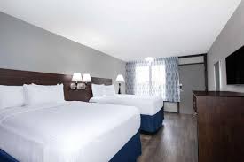 After a great breakfast at our onsite 24/7 ihop, catch your flight at new orleans international airport using our free airport shuttle. Days Inn By Wyndham Orlando Conv Center International Dr Orlando Updated 2021 Prices