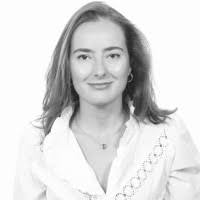 5300+ perfiles de «Amélia