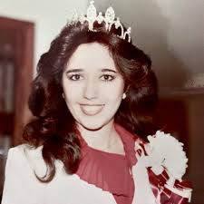 Texas Homecoming Mum Photos Through the Years