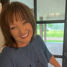 Karen Wheaton (@karenannwheaton) · Hamilton, AL