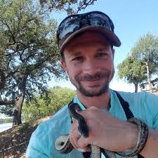 Jeremiah Leach's Instagram, Twitter & Facebook