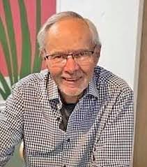 Lynne Hickman's Instagram, Twitter & Facebook