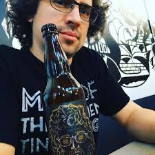 Out with the old labels and in with the new👊🏻. These are the last of our  Jive House Ale cans with our amazing brewer James Labbe