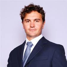 Thank you to all these lovely people (and the many others not pictured) for  making my time at Hays so enjoyable. I'm excited to now be joining Third  Bridge Group Limited as