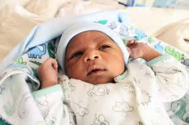 ጀግናዋ አትሌት አትሌት አልማዝ አያና እና ባለቤቷ ሶሬሳ ፊዳ የመጀመሪያ ወንድ ልጃቸው ሱራፌል ሶሬሳ ወደዚህ አለም  መምጣት አስመልክቶ አትሌት ደራርቱ ቱሉ "እንኳን ደስ አላችሁ" ብላለች። እኛም ብለናል!