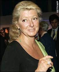 L'intraprendenza imprenditoriale degli agnelli permette loro di avere spesso un posto nelle classifiche delle famiglie più ricche d'italia; Fiat Heiress Suicidal Over Inheritance Battle