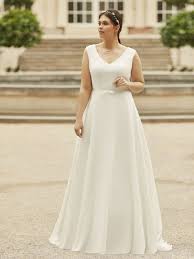 Great savings free delivery / collection on many items. High Quality Affordable Wedding Dresses Bianco Evento