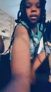 Jessica Grice's Instagram, Twitter & Facebook