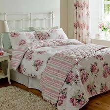 English home nevresim takımları yaşam alanlarının en önemli ve kendinizi rahat hissetmenizi sağlayacak odalardan bir olan yatak odanız için renkli desenli yatak odanız için nevresim takımı modeli araştırıyorsanız renkleri ve desenleri ile uyum sağlayacak nevresim modelleri english home. English Home Yatak Ortusu Modelleri