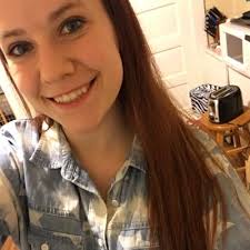 Katie Bertucci (@katieebee15)