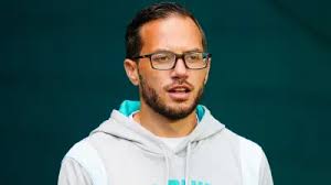 Bills-Bengals game suspended after Damar Hamlin collapses